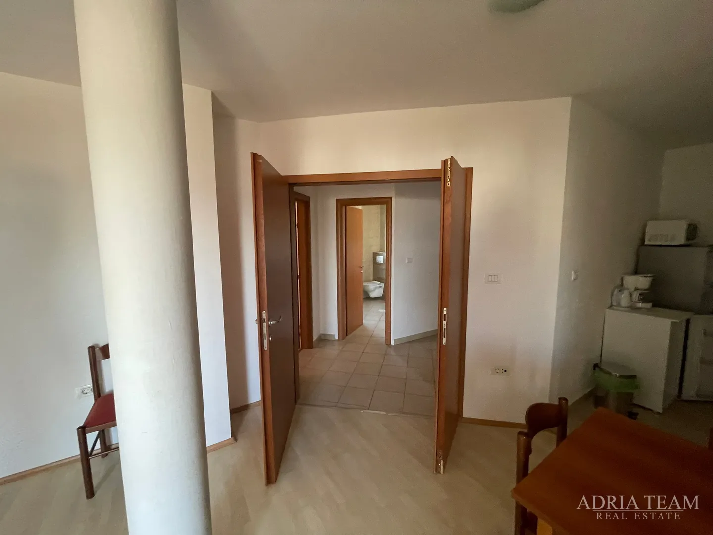 kuća s 10 apartmana, pogled na more - petrčane - slika 16