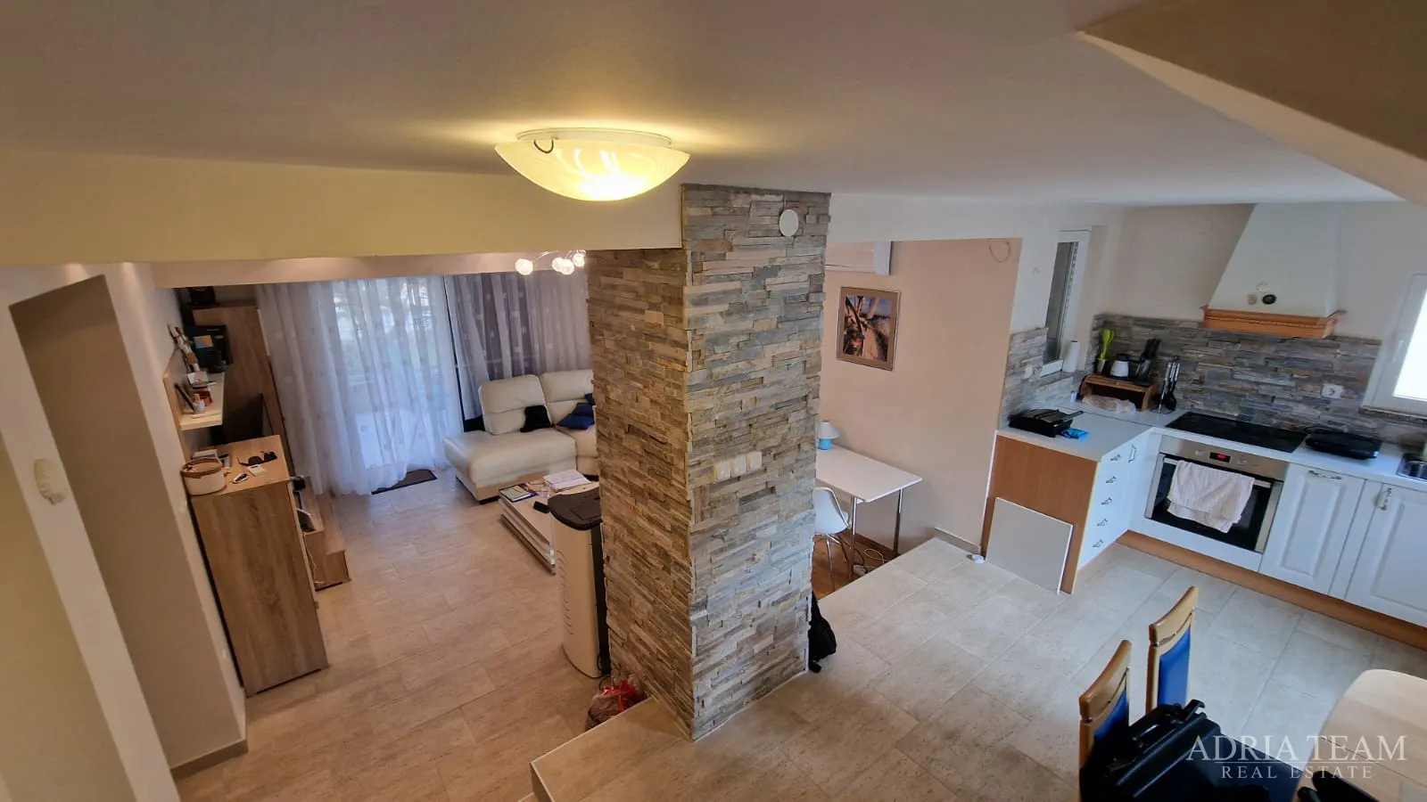 renovirana kuća , vir, 300 m od mora - slika 11