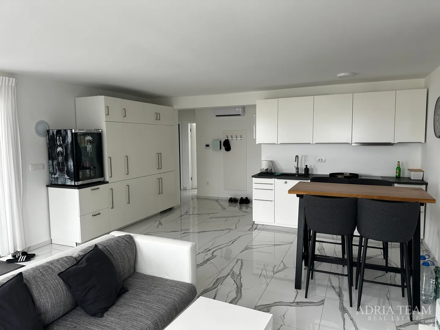 apartman u prvom redu do mora, potpuno opremljen - vir - slika 13