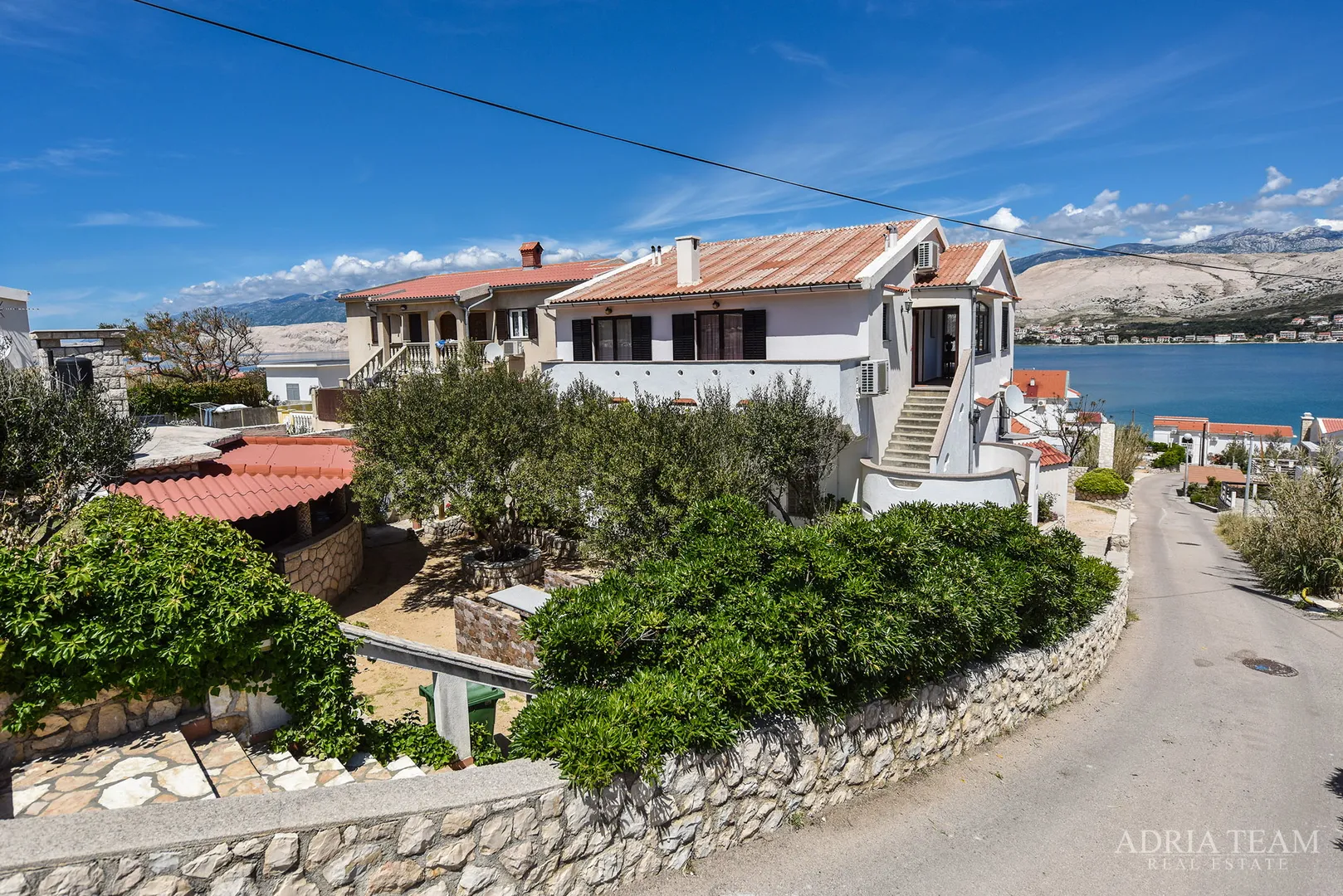 apartmani u kući, 150 m od mora - pag - slika 3
