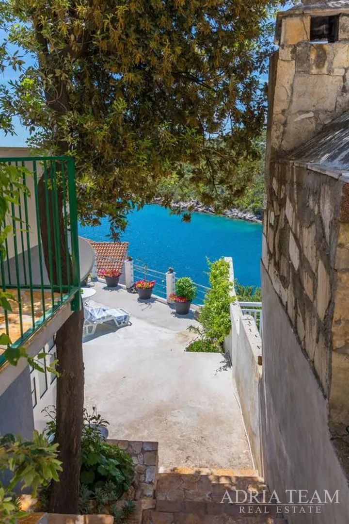 apartmanska kuća, trogir - slika 21