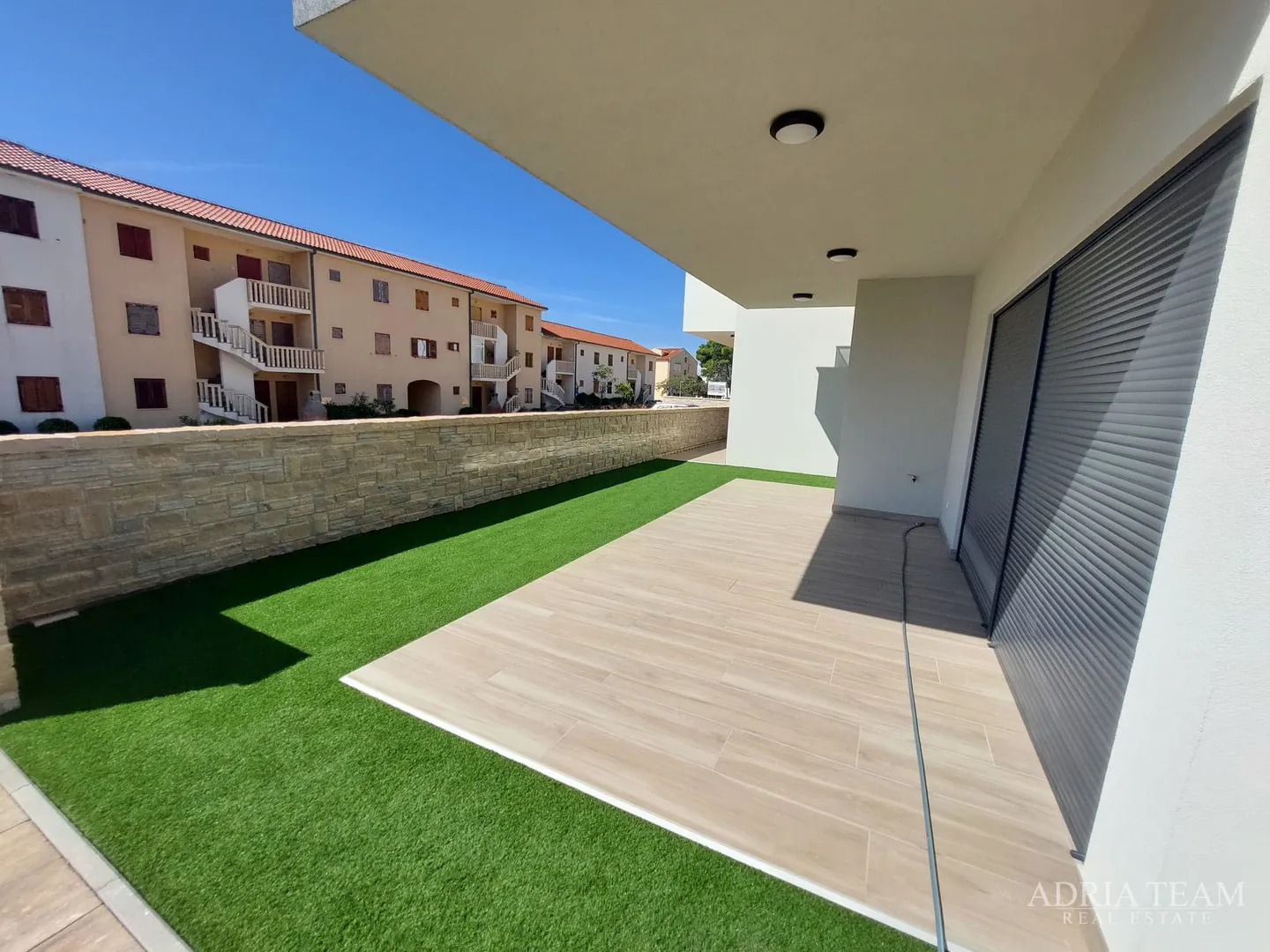 moderni apartmani u novogradnji - povljana, pag (zapad) - slika 13