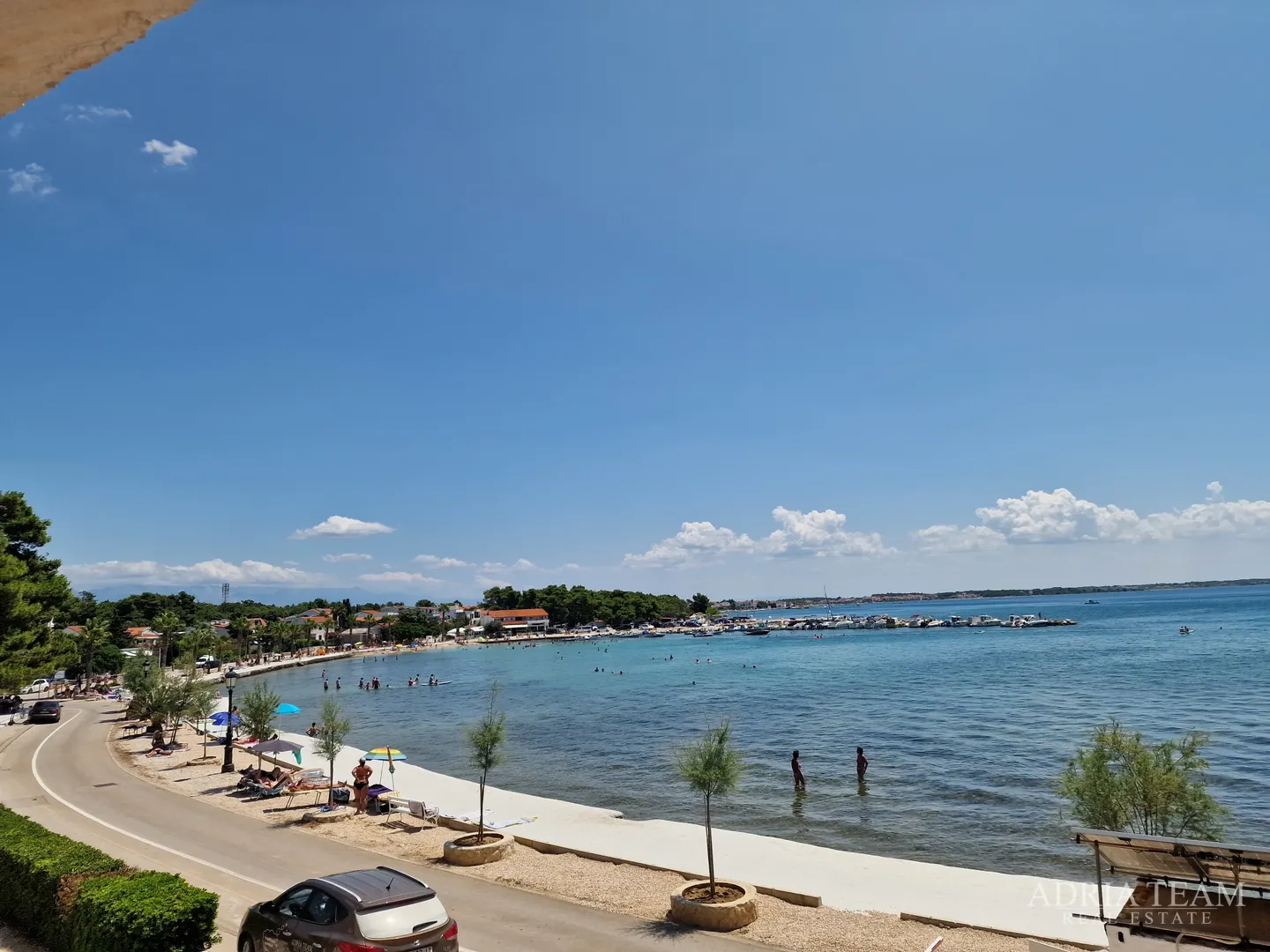 apartmani, novogradnja, prvi red do mora - vir, južna strana, centar - slika 19