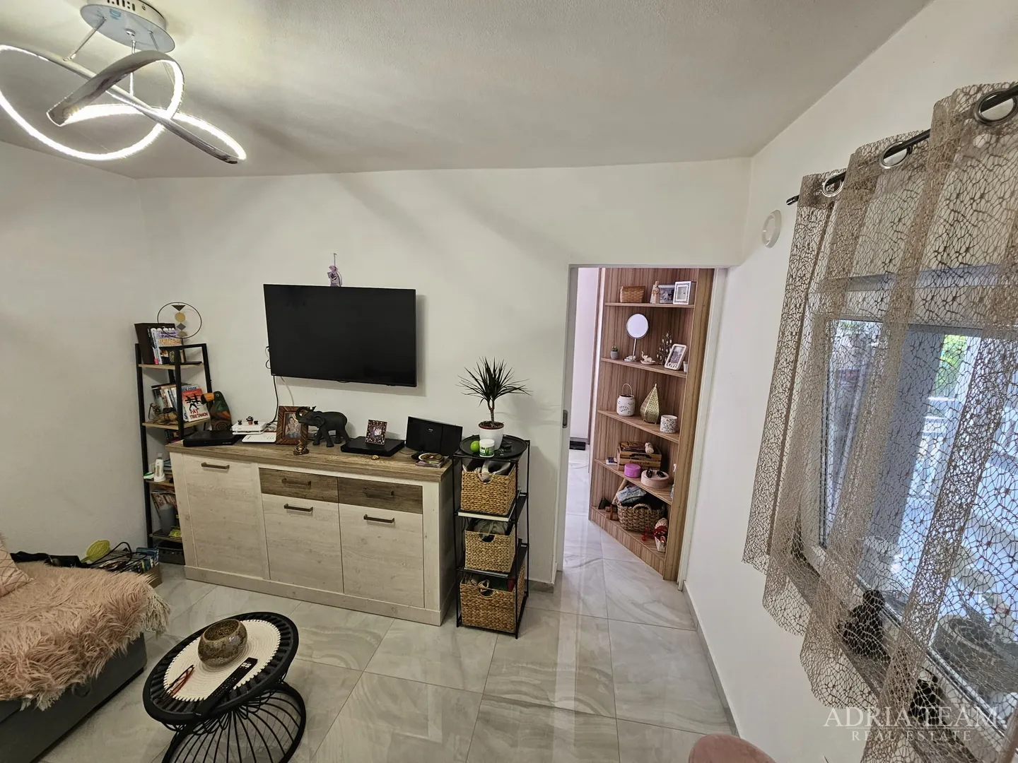 kuća s dvije apartmanske jedinice - vir - slika 14