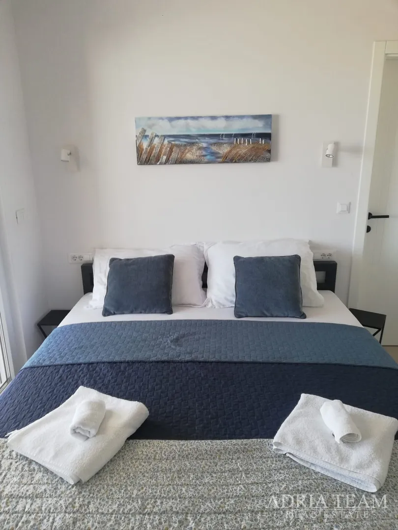 jesenska akcija! kuća za odmor s bazenom, 120 m od mora, nin - zadar - slika 14