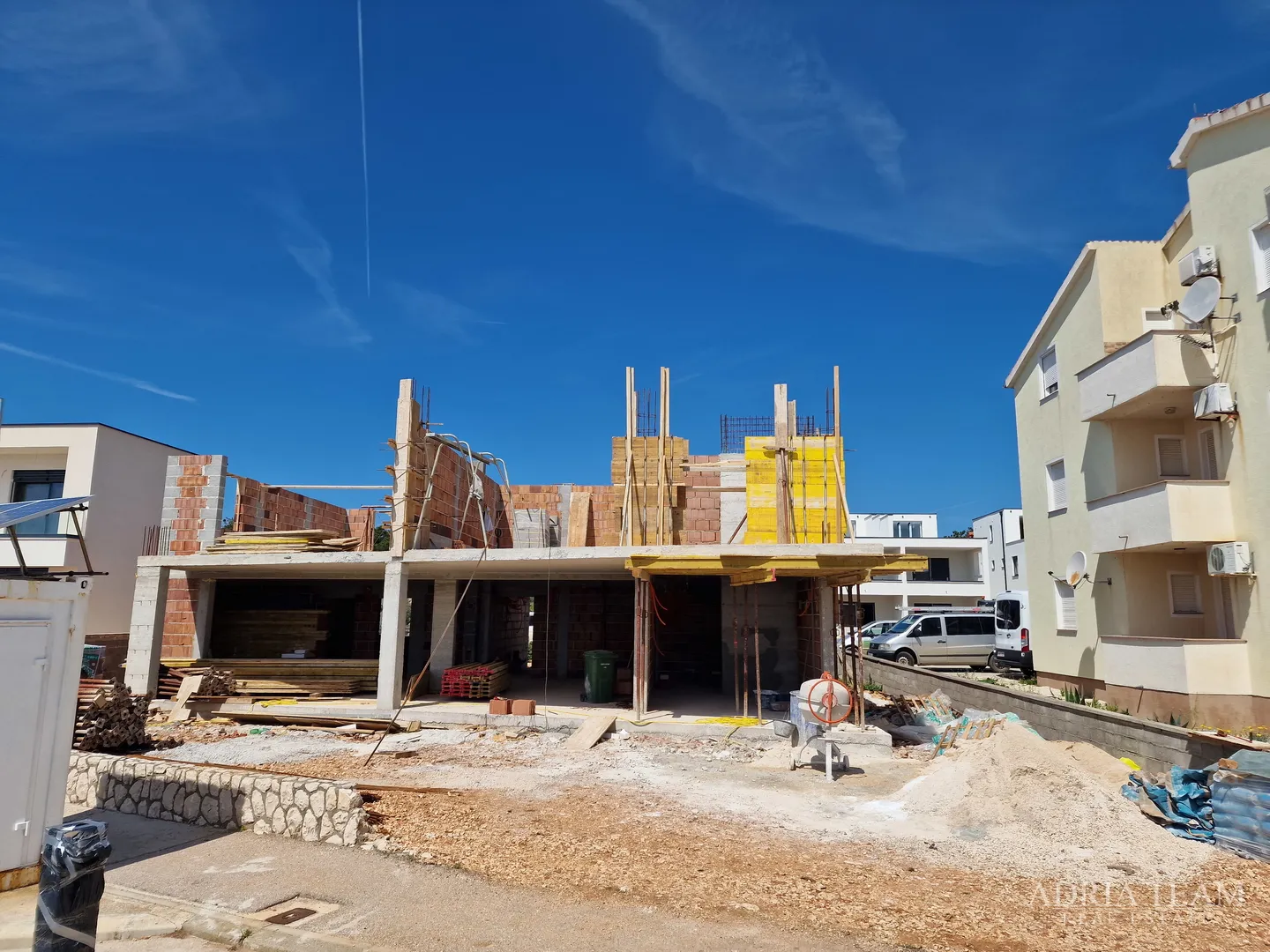 apartmani, novogradnja, prvi red do mora - vir, južna strana, centar - slika 13