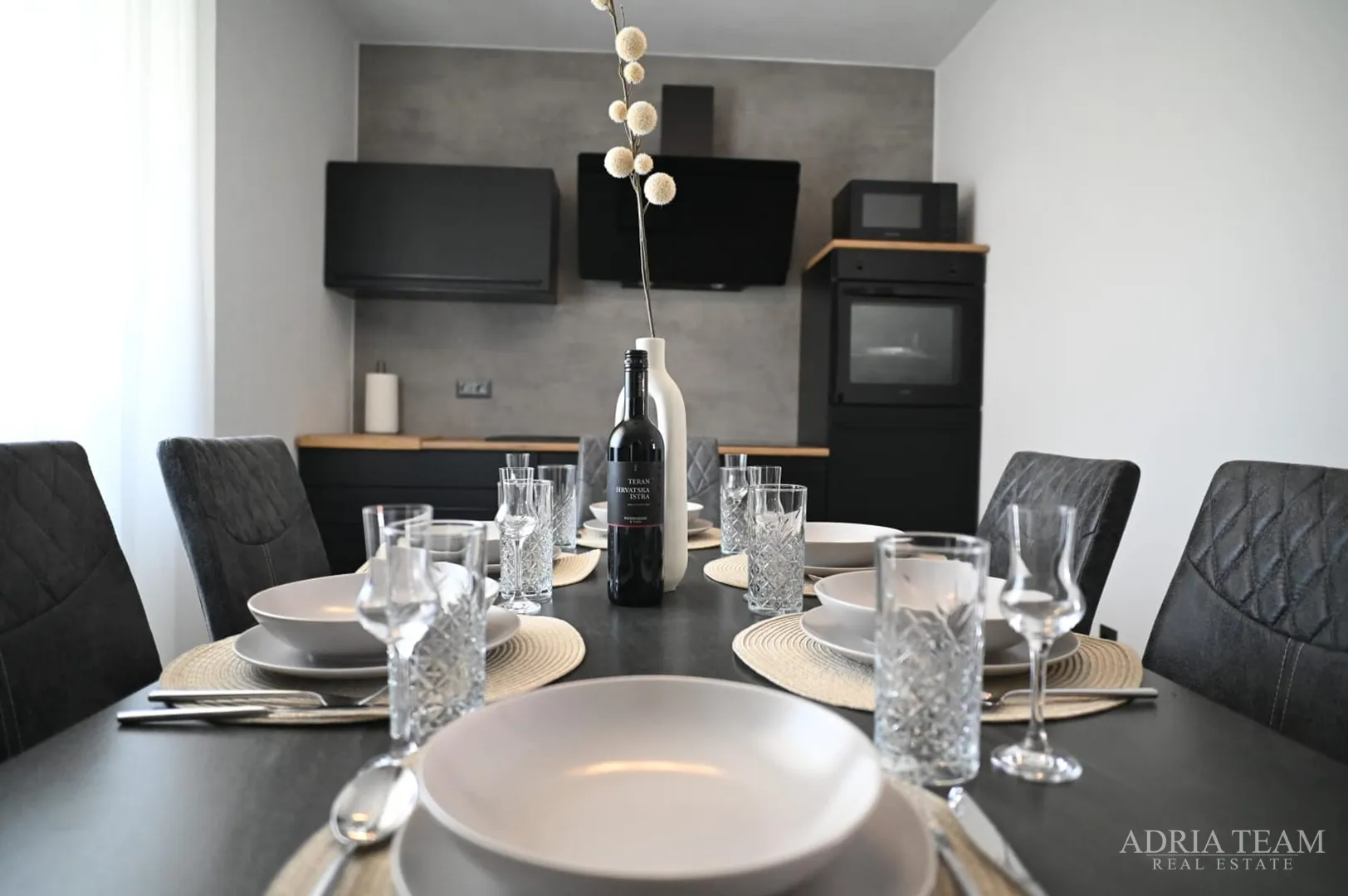 vila s bazenom, 350 m od mora, vir - zadar - slika 12