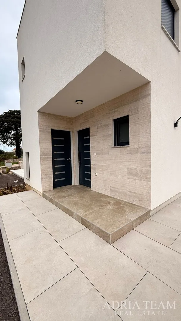 moderna duplex kuća s bazenom u zatonu kod nina – prodaja dva odvojena apartmana - slika 6