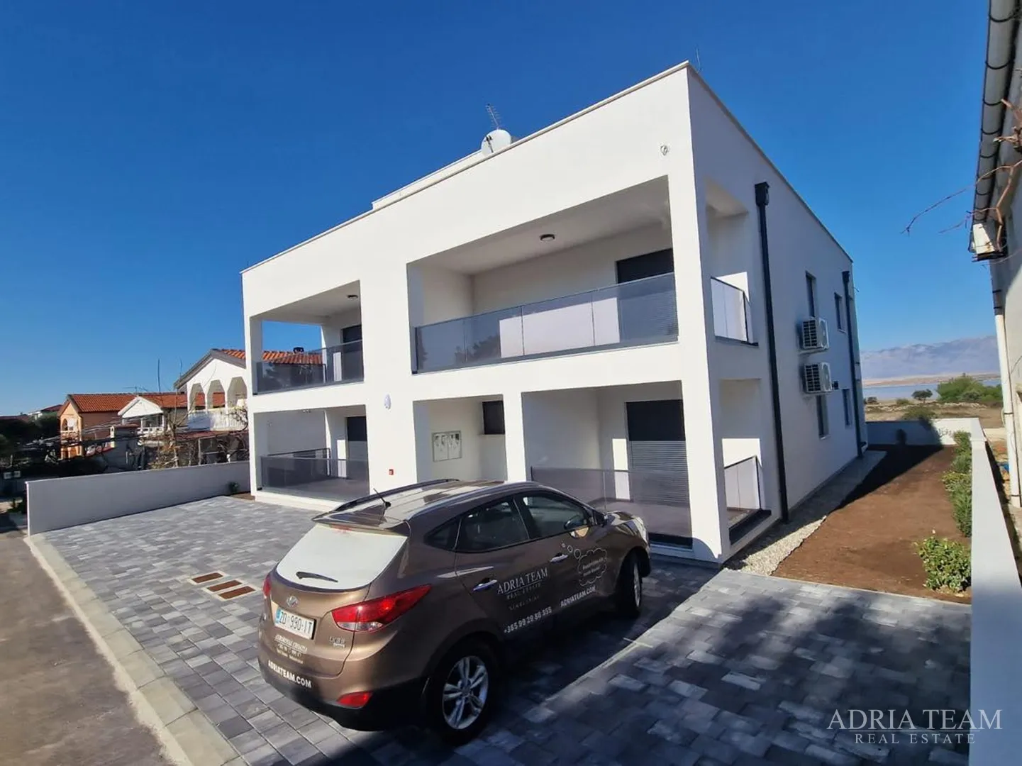 apartmani u stambenoj zgradi u prizemlju, novogradnja - vir - slika 2