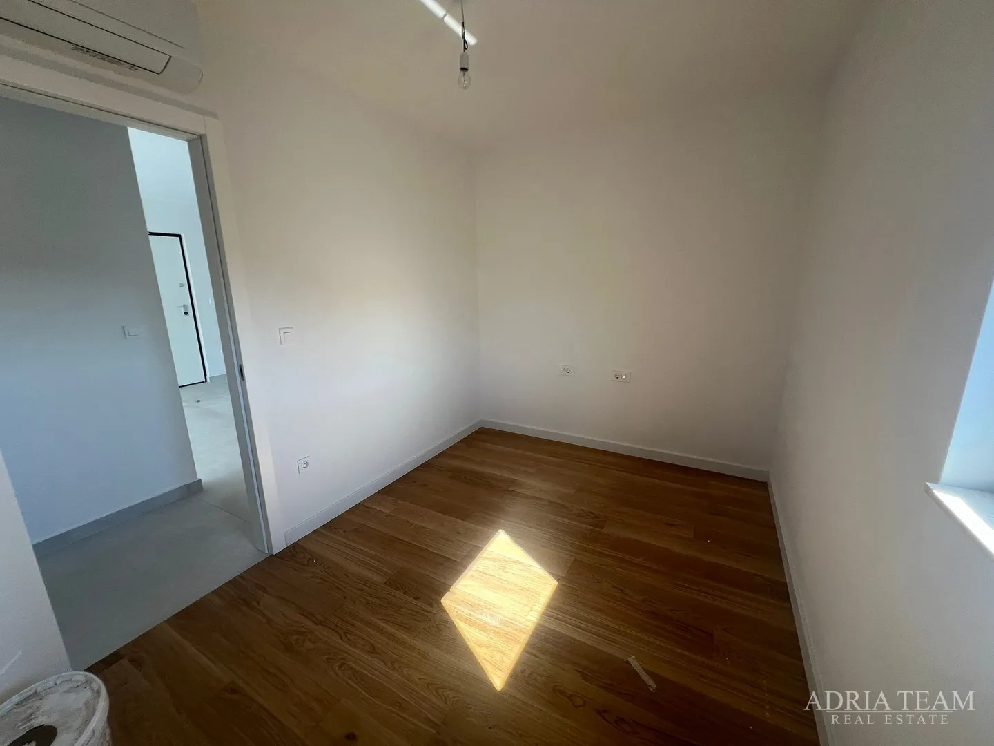 apartmani u prvom redu do mora, novogradnja - vinjerac - slika 22