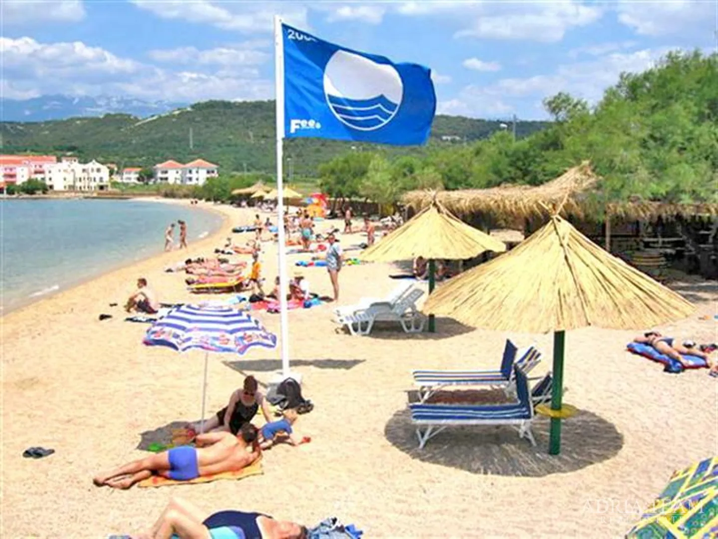 kuća s deset stambenih jedinica blizu centra s pogledom na more - novalja, pag - slika 38