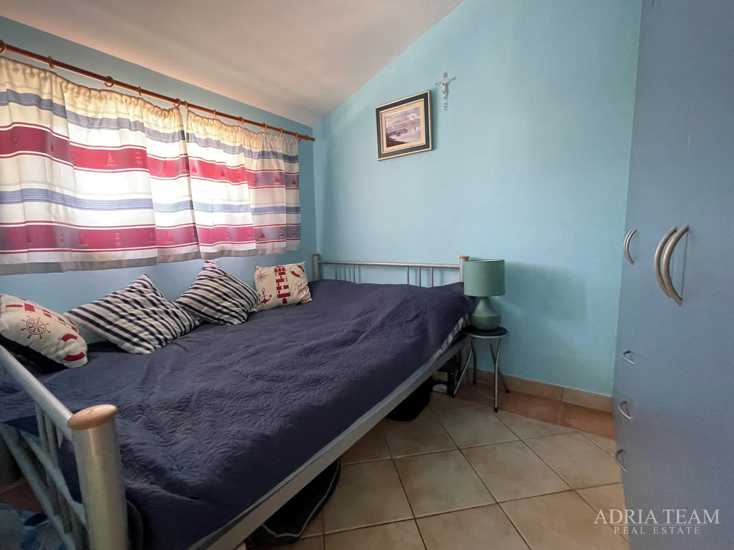 apartman, prvi red do mora, na prekrasnoj plaži s velikom terasom - turanj - slika 8