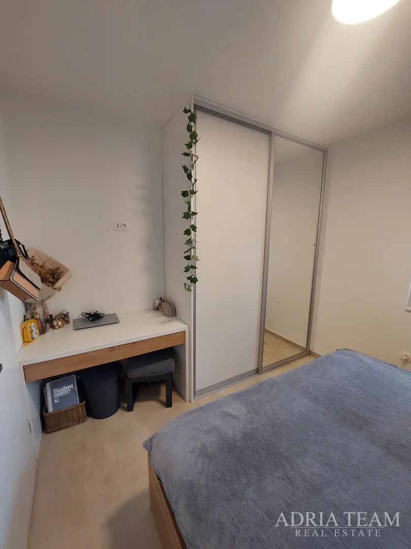 apartman u stambenoj zgradi, 80 m od mora - diklo, zadar posebna ljetna akcija! - slika 61