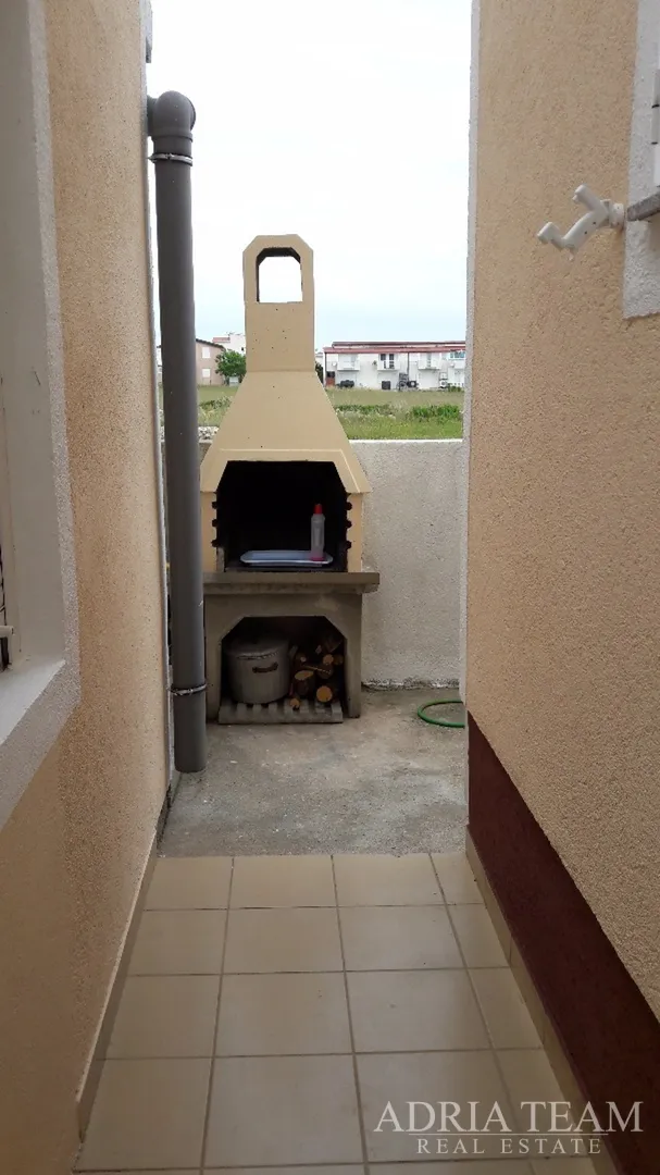 apartmanska kuća - 1. red do mora - slika 8