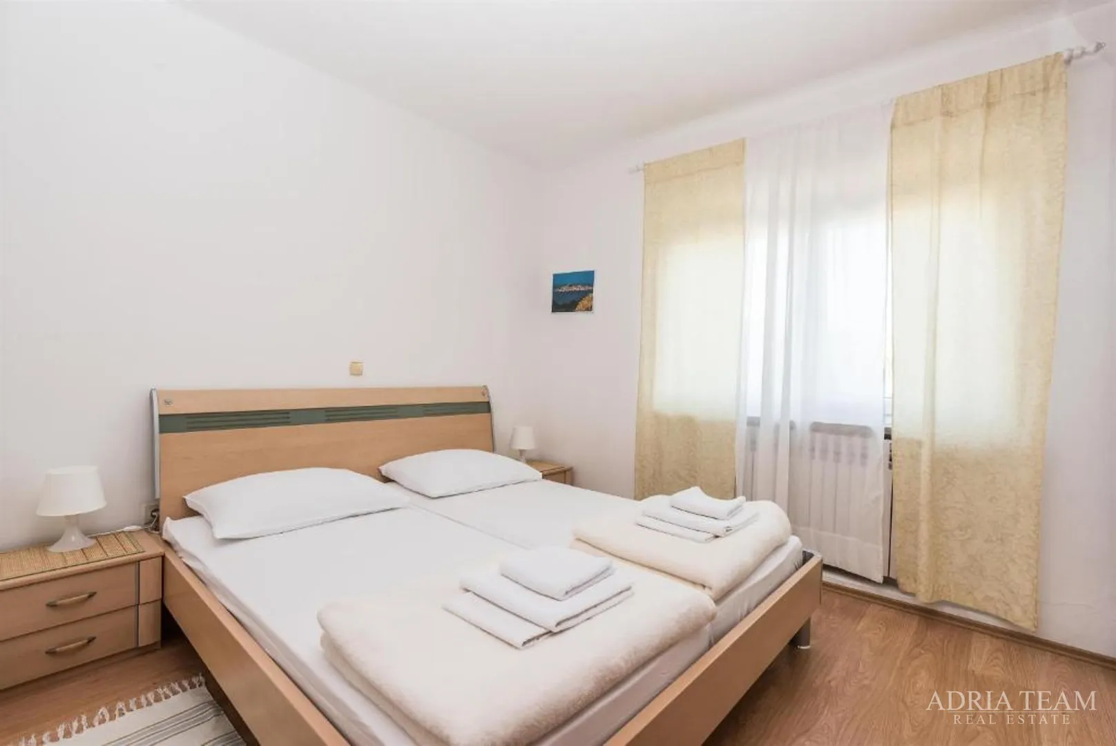 hotel - sukošan, prvi red do mora - slika 12