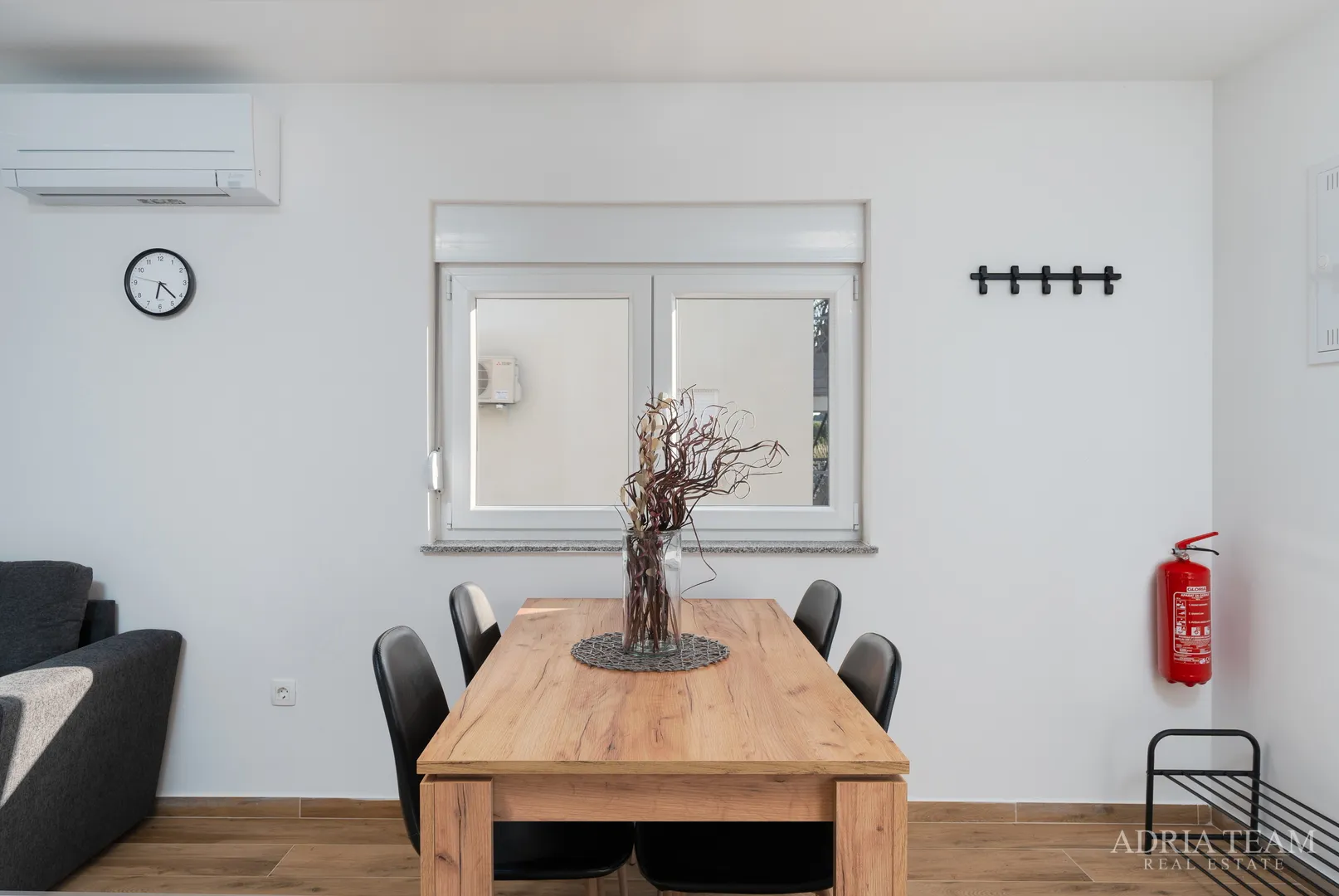 apartmani u stambenoj zgradi - vir - slika 10