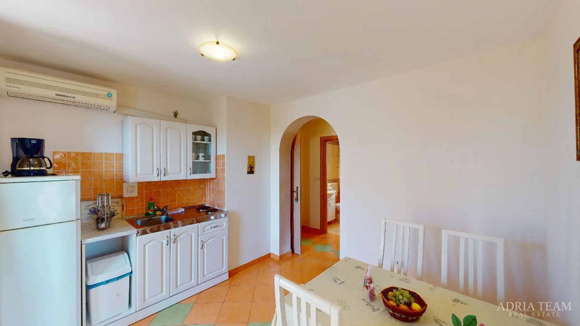 hotel s konobom i krovnom terasom, 1. red do mora - sukošan - slika 41