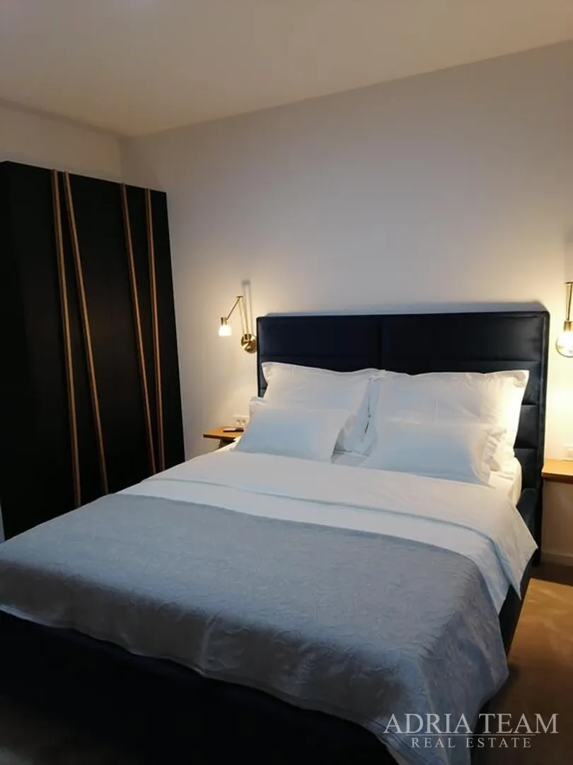 apartmani u urbanoj vili s bazenom, 250 m od mora, vir - zadar - slika 40