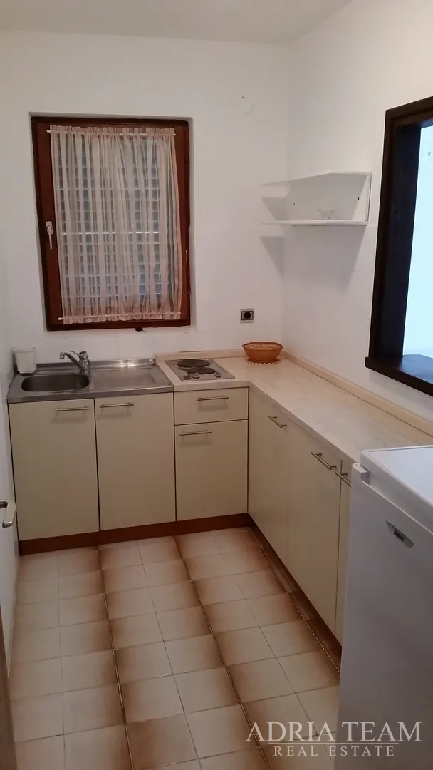 apartmanska kuća 100 m od mora, odlična lokacija - novalja, pag - slika 22