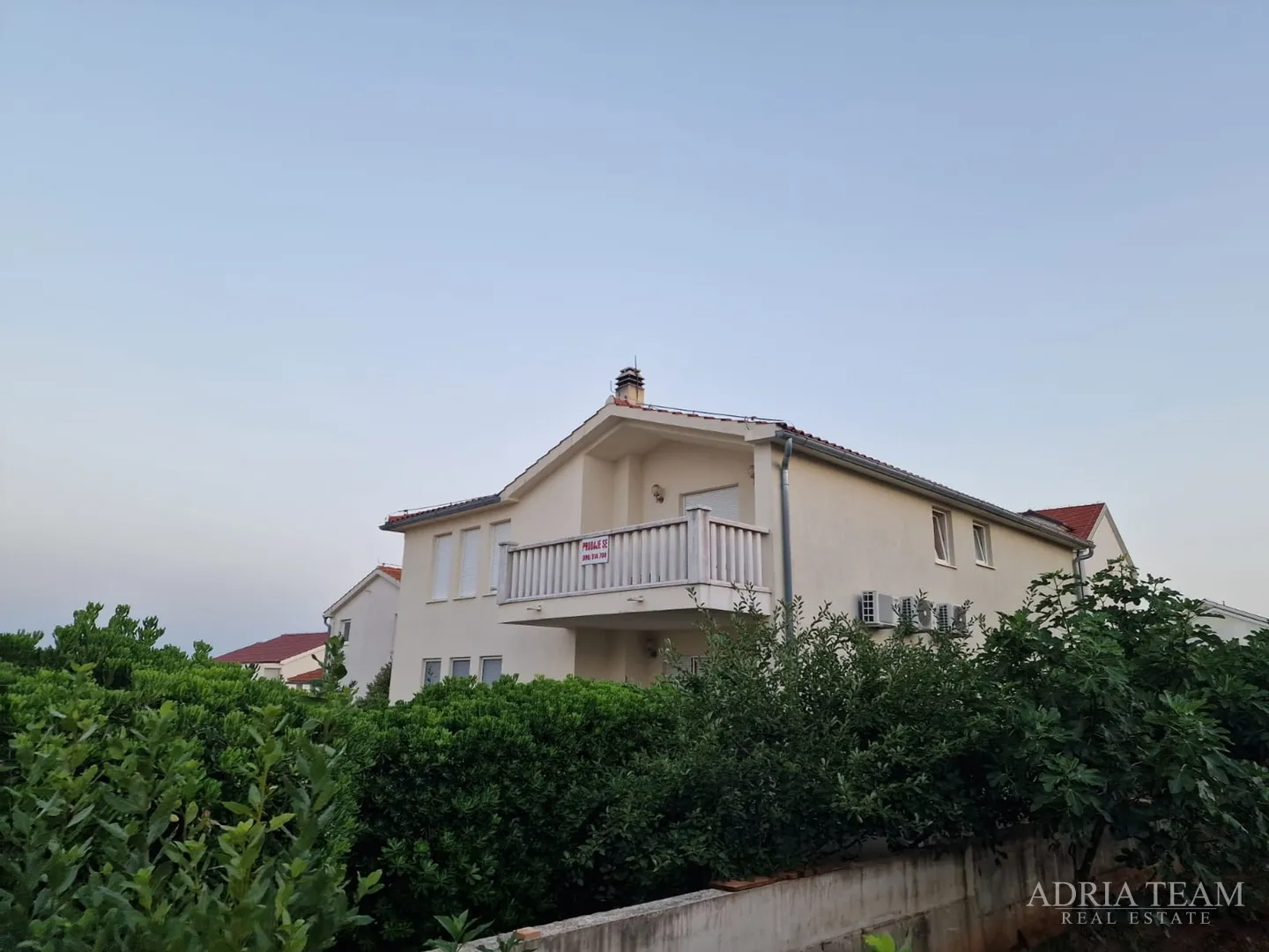 obiteljska vila američkog stila - vodice - slika 4