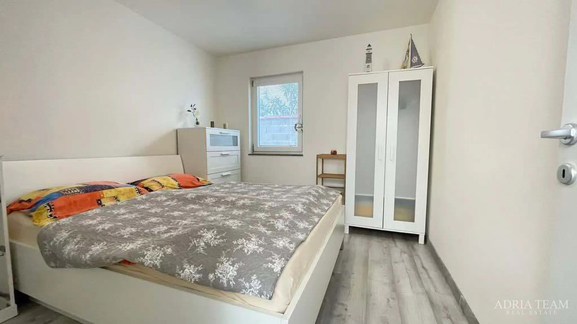 jednosobni apartman potpuno preuređen! 100 m od mora, vir - zadar - slika 11