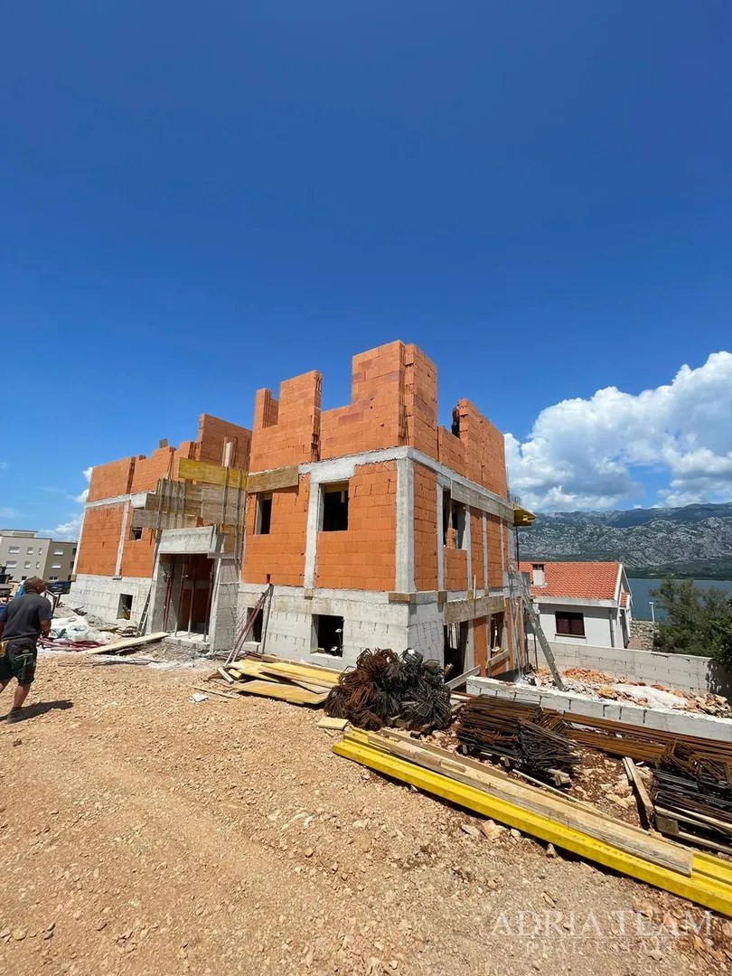 apartmani u stambenoj zgradi u novogradnji, prekrasan pogled, 45 m od mora - vinjerac - slika 7