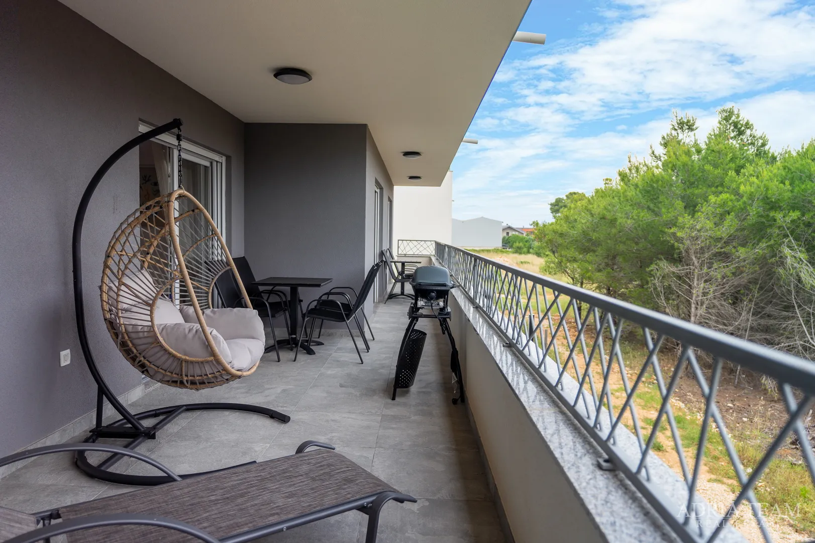 Namješten apartman s krovnom terasom - Vir