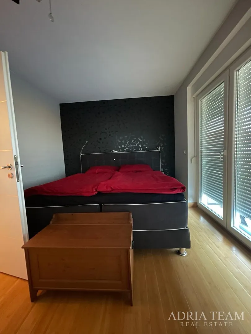 trosobni stan u blizini svih sadržaja za život - plovanija, zadar - slika 6