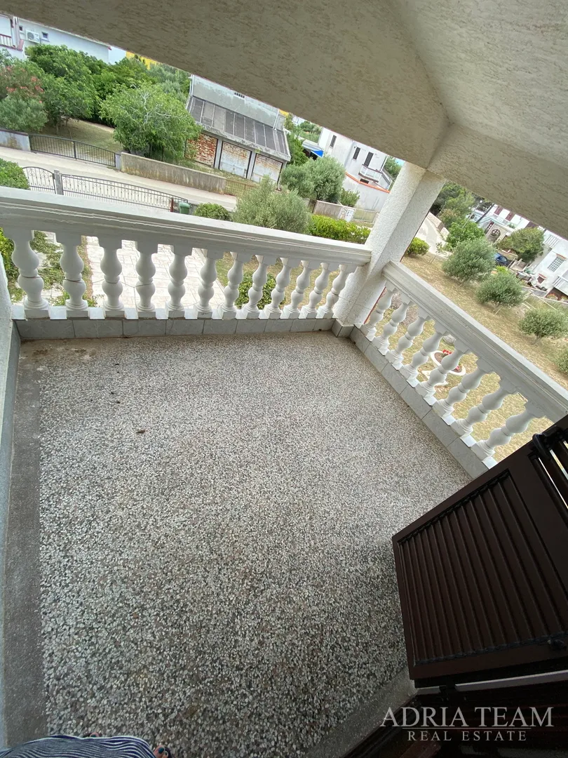 apartmanska kuća sa 6 apartmana, 70 m od mora, pag - povljana - slika 14