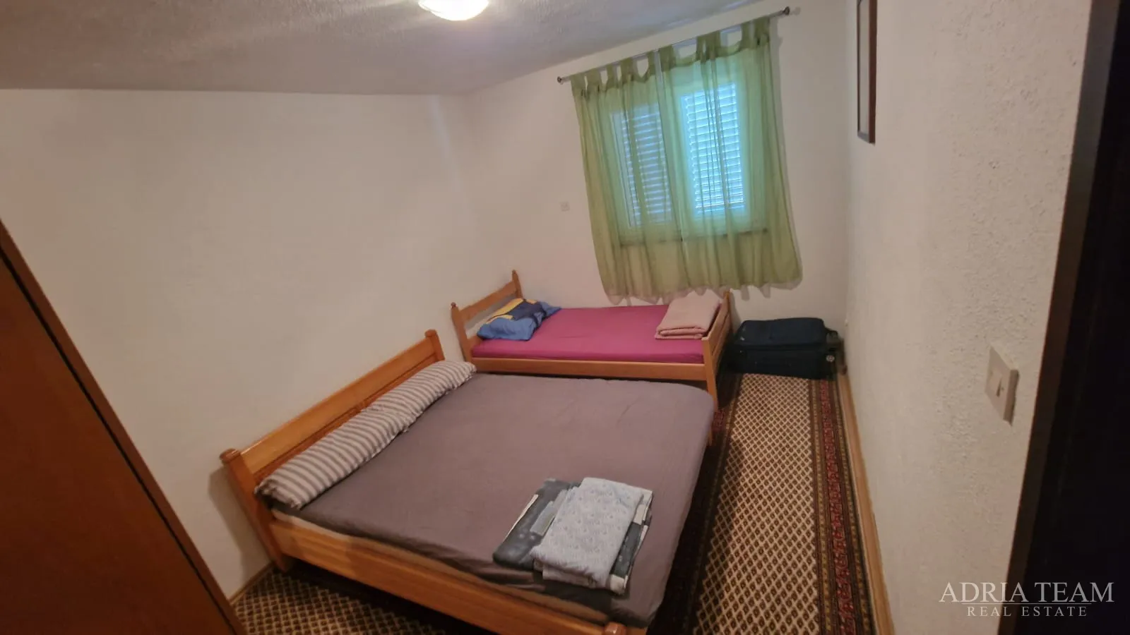 tri renovirana apartmana 400 m od plaže - slika 5