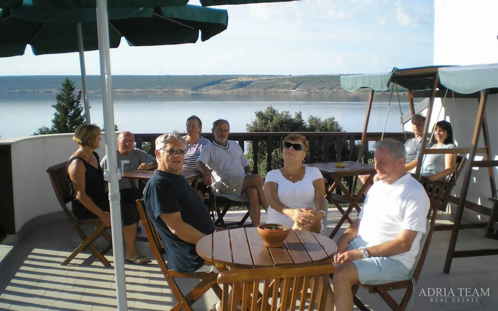 hotel 50 m od mora - posedarje - slika 37
