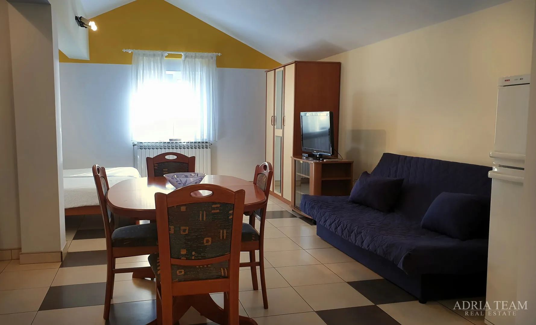 vila sa 7 apartmana, pogled na more - diklo, zadar - slika 27