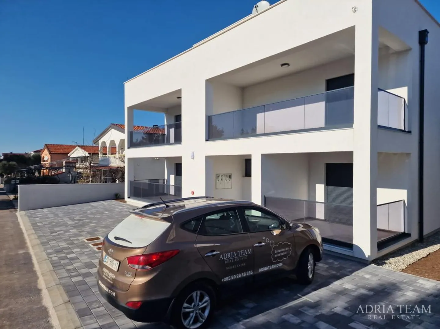 apartmani u stambenoj zgradi u prizemlju, novogradnja - vir - slika 4