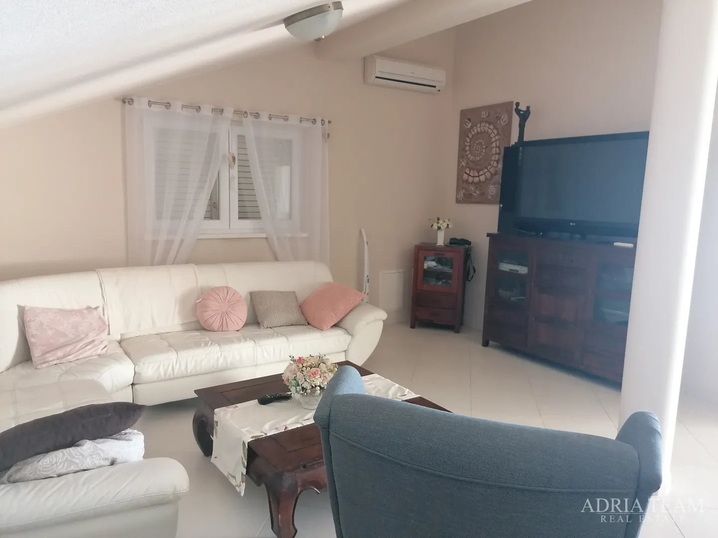 apartmanska kuća s 3 apartmana, 120 m od mora, petrčane - zadar - slika 26