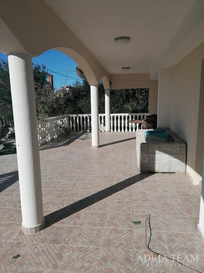 apartmanska kuća s 3 apartmana, 120 m od mora, petrčane - zadar - slika 18