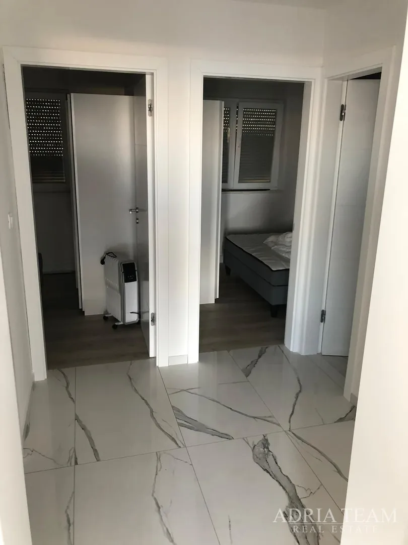 apartman u prvom redu do mora, potpuno opremljen - vir - slika 16