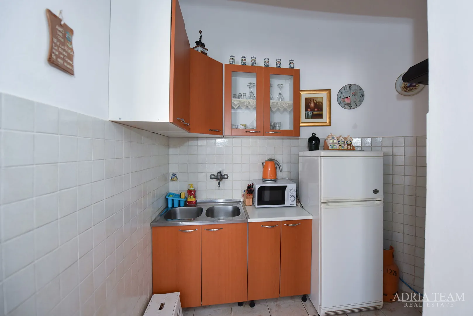 apartmani u kući, 150 m od mora - pag - slika 25