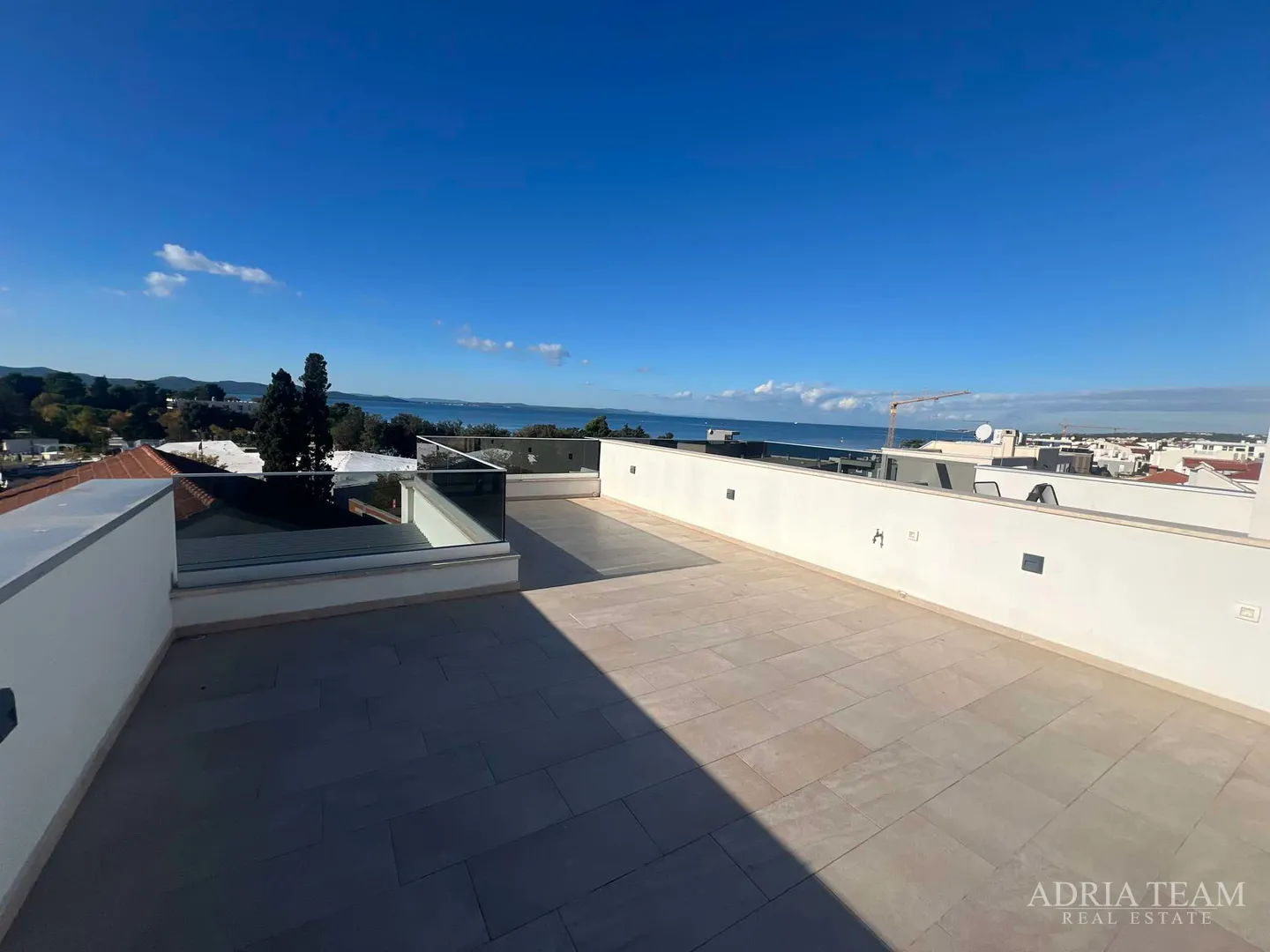 apartman u stambenoj zgradi, 80 m od mora - diklo, zadar posebna ljetna akcija! - slika 5