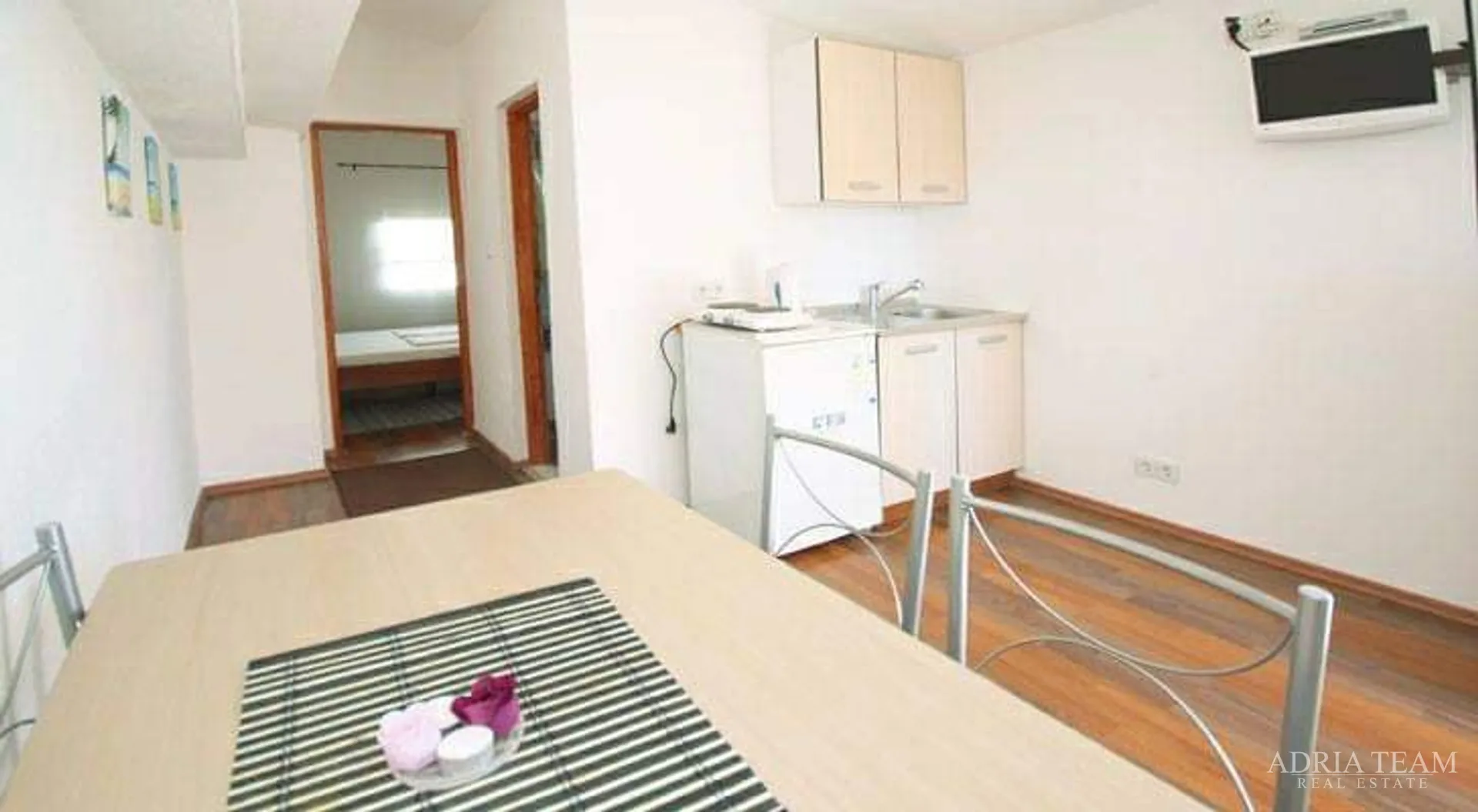 akcija!! apartmanska kuća s 5 apartmana, 170 m od mora, vir - zadar - slika 13
