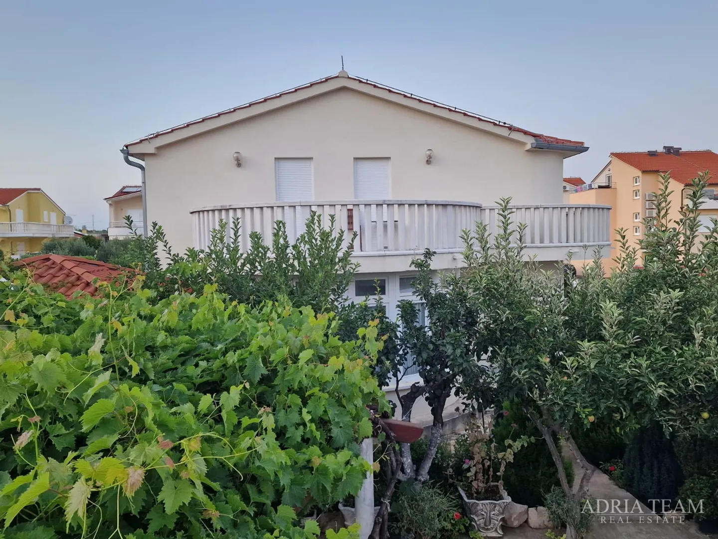 obiteljska vila američkog stila - vodice - slika 3