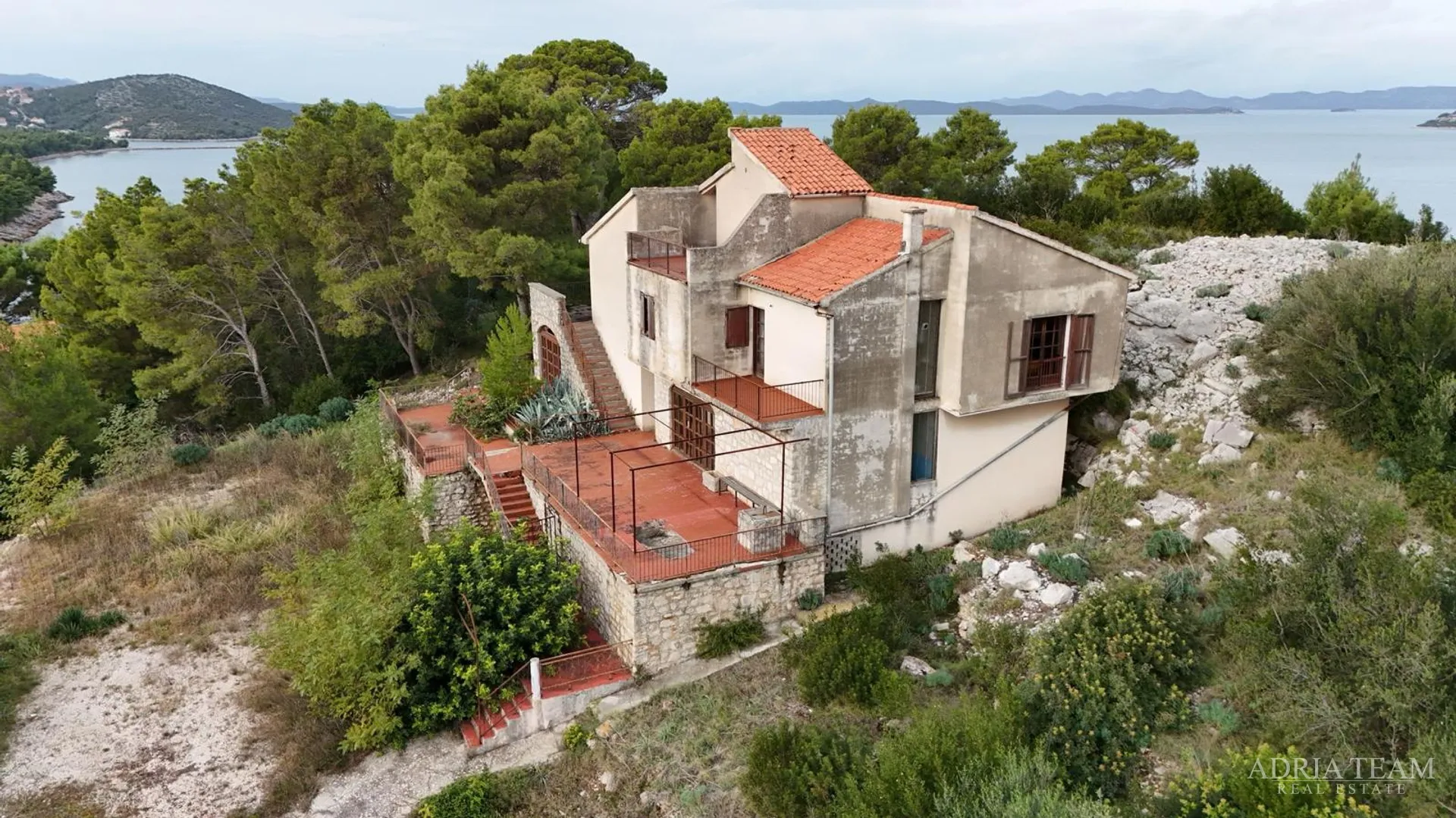 poslovno-stambeni objekt, pogled na more - sali, dugi otok - slika 4