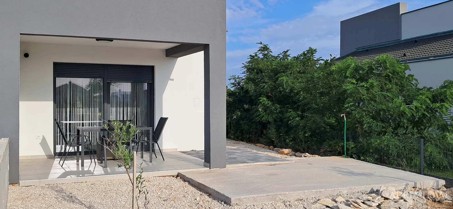 apartman u novogradnji, pogled na more, vrt 240 m2 - povljana, pag - slika 23