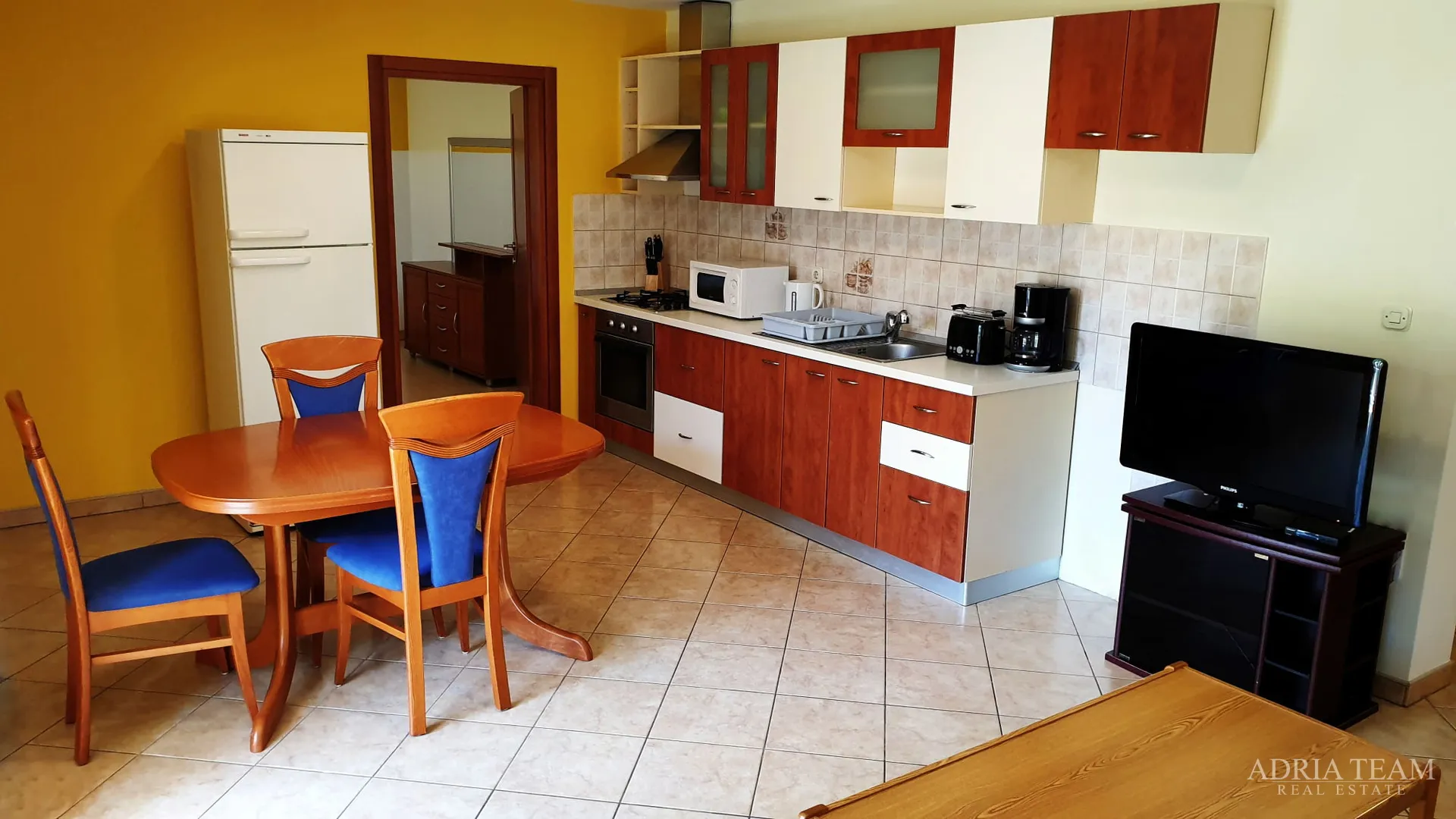 vila sa 7 apartmana, pogled na more - diklo, zadar - slika 33