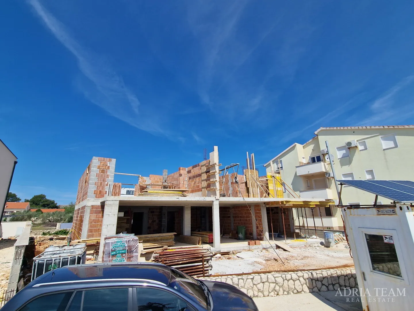 apartmani, novogradnja, prvi red do mora - vir, južna strana, centar - slika 12