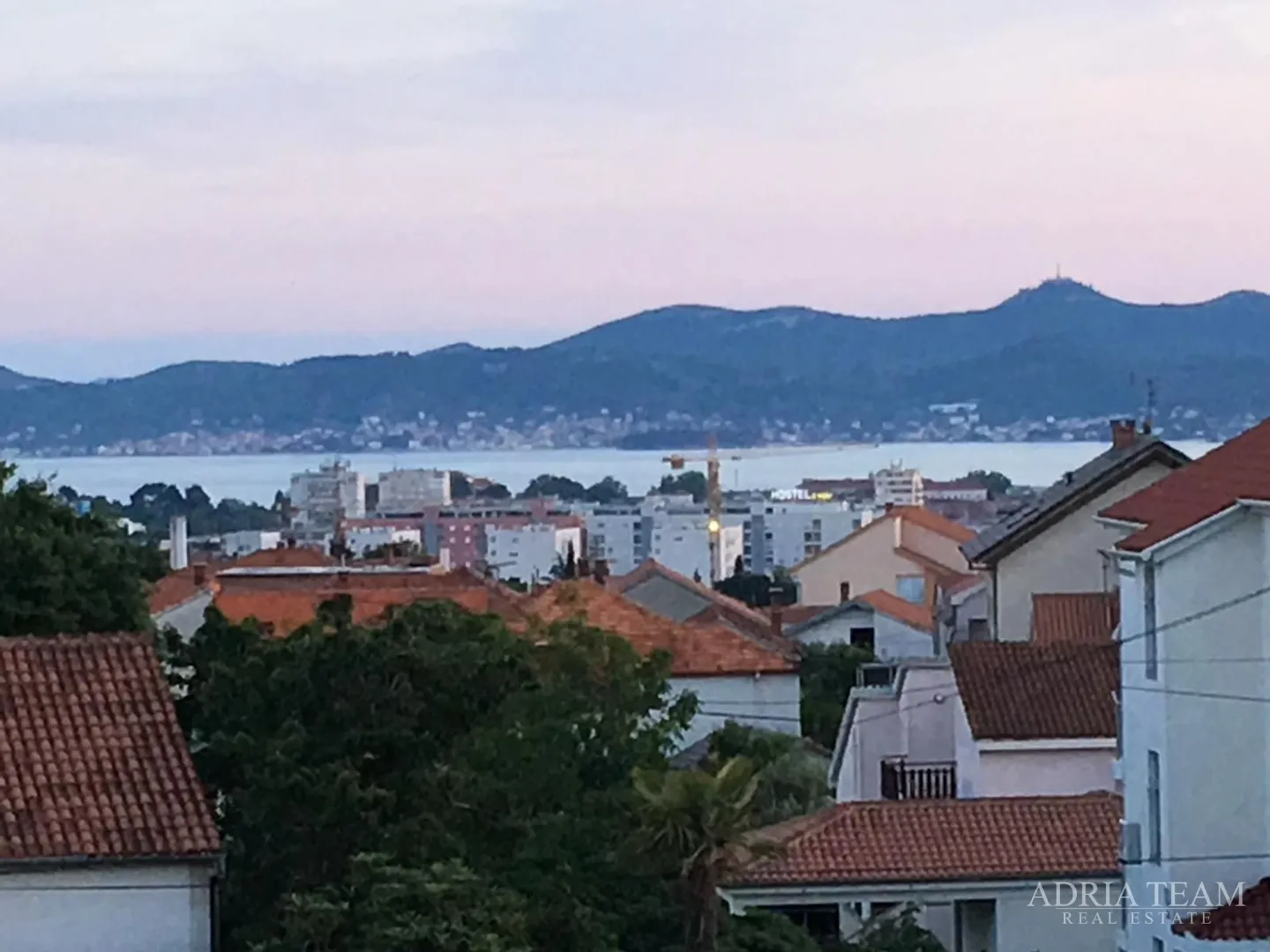 trosobni stan u blizini svih sadržaja za život - plovanija, zadar - slika 18