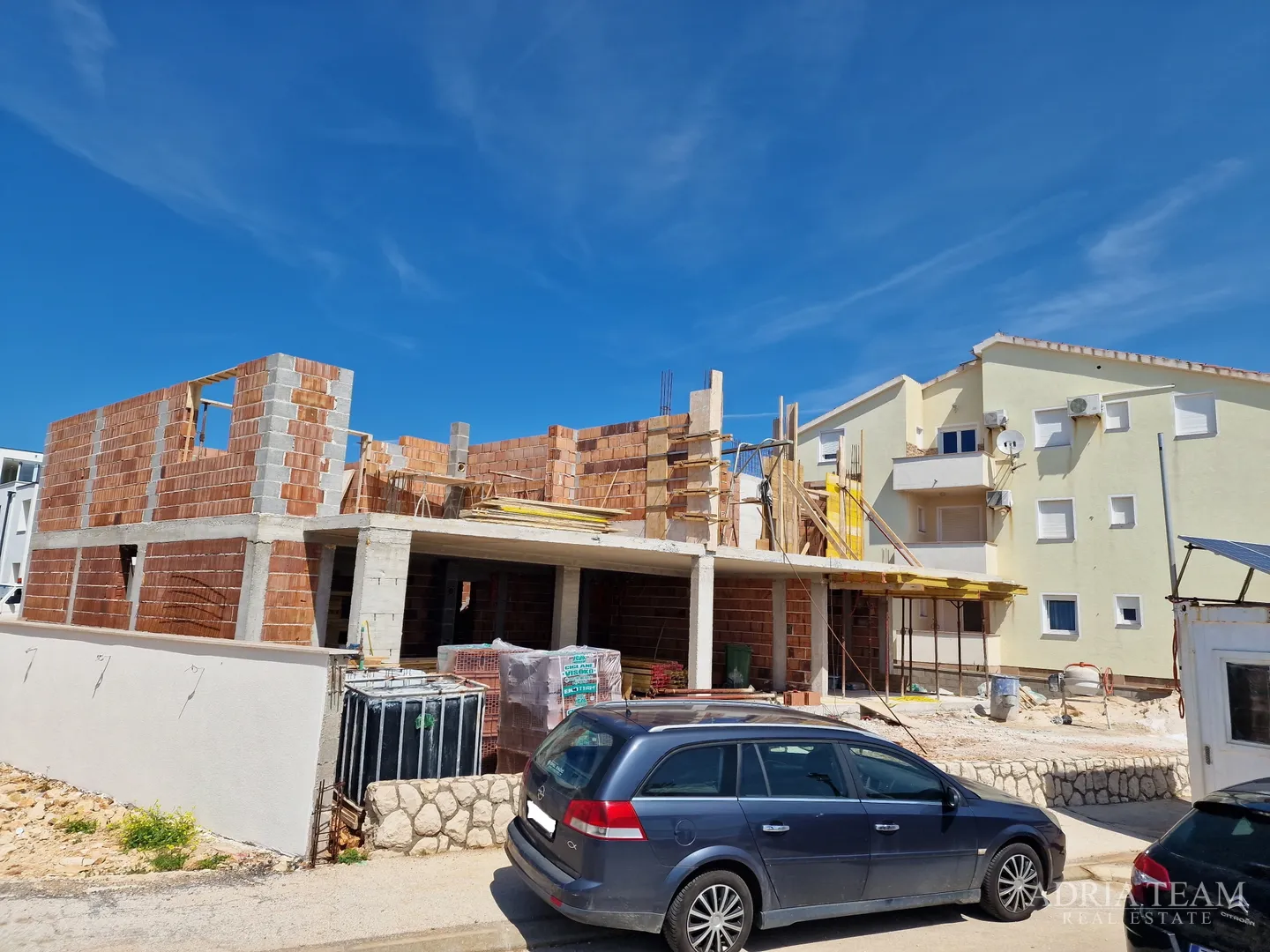 apartmani, novogradnja, prvi red do mora - vir, južna strana, centar - slika 10