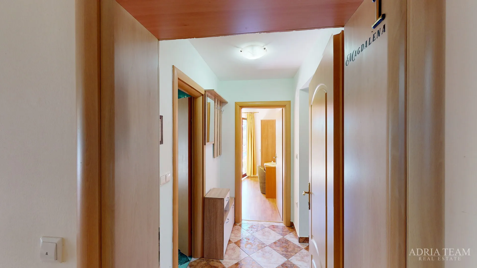 hotel s konobom i krovnom terasom, 1. red do mora - sukošan - slika 9