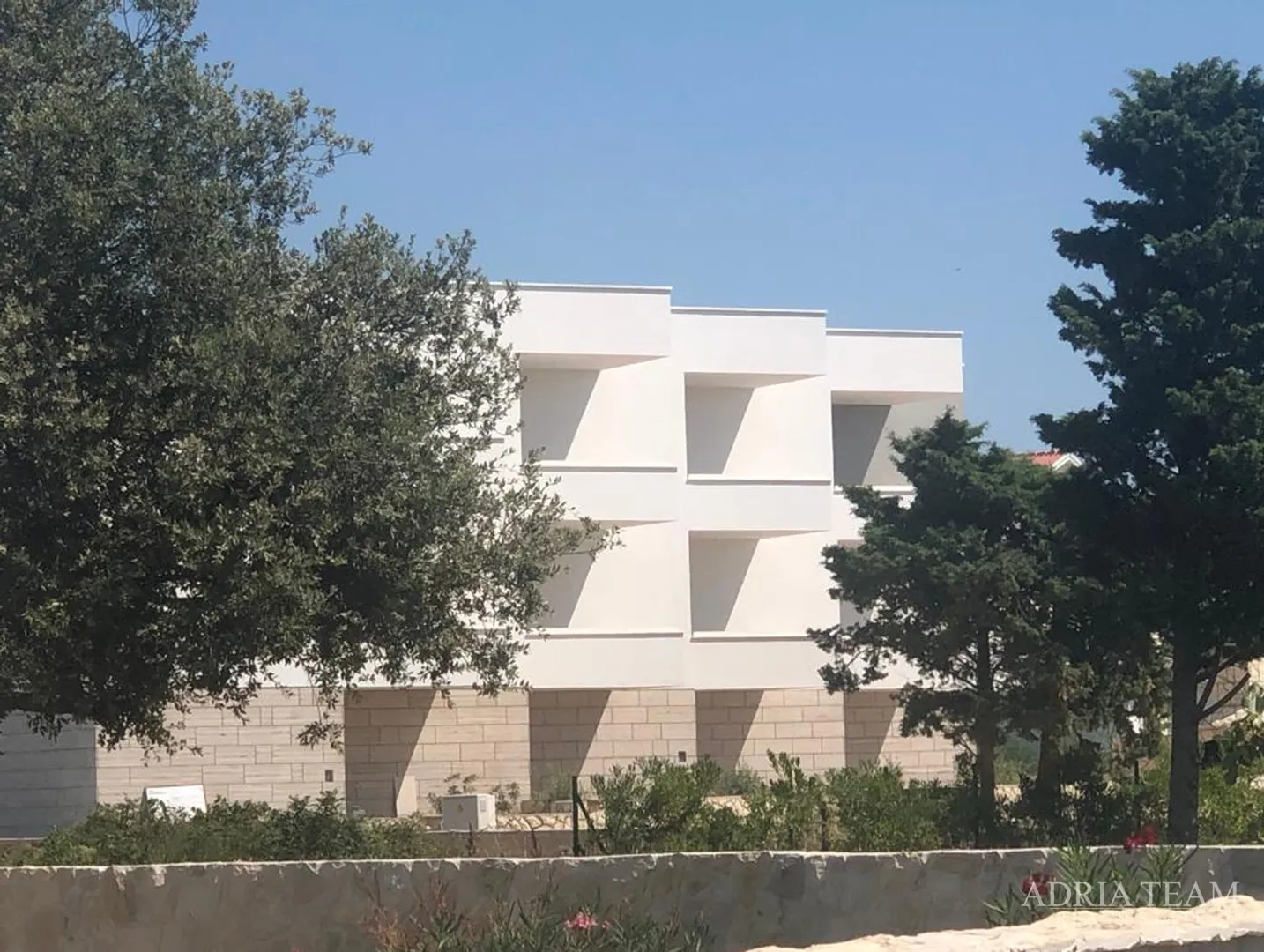 kuće u nizu s vrtom, 200 m od plaže!!! top lokacija!! pag - novalja - slika 4