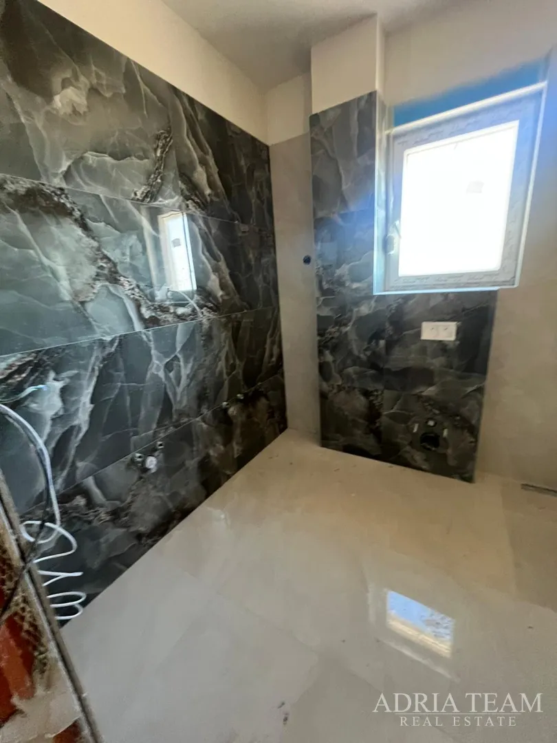 apartmani u novogradnji udaljeni 200 m od mora - seline - slika 51