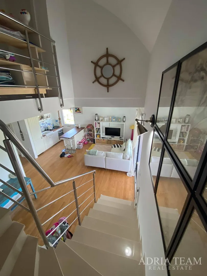 apartman s 3 spavaće sobe, 1. red do mora, povljana - pag - slika 19